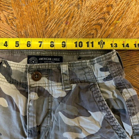 American Eagle Outfitters Shorts Men's Longer Length Camo Cargo Sz 26 Y2K - Picture 6 of 6